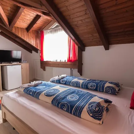 Hotel Fantastik Rent 4*
